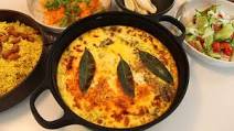 Spiced minced meat with savoury custard topping (bobotie) Spiced minced meat with savoury custard topping (bobotie)