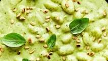 Creamy Pesto Gnocchi (5 Ingredients, One Pan) Creamy Pesto Gnocchi (5 Ingredients, One Pan)