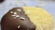 Keto No Bake Coconut Cookies Keto No Bake Coconut Cookies