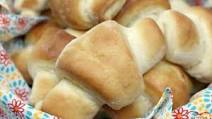 EASY 30-MINUTE DINNER ROLLS EASY 30-MINUTE DINNER ROLLS