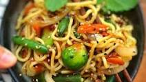 Stir Fried Chinese Egg Noodles with Oyster Sauce Stir Fried Chinese Egg Noodles with Oyster Sauce