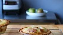 Apple Pie with Rum Soaked Sultanas - Electric Pie Maker Recipe Apple Pie with Rum Soaked Sultanas - Electric Pie Maker Recipe