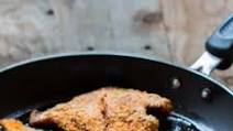 Rava Pomfret Fish Fry (Mangalorean Style) Rava Pomfret Fish Fry (Mangalorean Style)