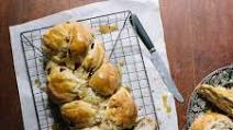 Czech/Bohemian Braided Egg Bread With Raisins (Houska) Czech/Bohemian Braided Egg Bread With Raisins (Houska)