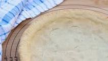 Almond Flour Pie Crust (gluten-free) Almond Flour Pie Crust (gluten-free)
