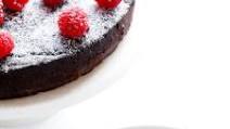 3-Ingredient Flourless Chocolate Cake 3-Ingredient Flourless Chocolate Cake