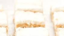 2 Ingredient Cake Mix Cake (4 Ways) 2 Ingredient Cake Mix Cake (4 Ways)