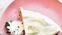 Vegan Vanilla Cake with Frosting (Gluten Free) Vegan Vanilla Cake with Frosting (Gluten Free)