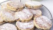 Welsh cakes Welsh cakes