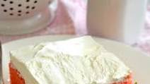 Strawberries & Cream Sheet Cake Strawberries & Cream Sheet Cake