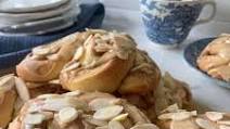 Almond Bear Claw Recipe Almond Bear Claw Recipe