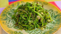 Minari side dish (Minari-muchim: 미나리무침) Minari side dish (Minari-muchim: 미나리무침)