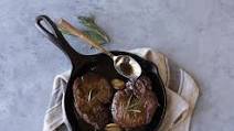 Chattanooga Whiskey Glazed Filet Mignon | Lodge Cast Iron Chattanooga Whiskey Glazed Filet Mignon | Lodge Cast Iron