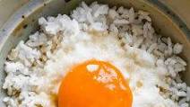Vegan Tamago Kake Gohan (卵かけご飯) Vegan Tamago Kake Gohan (卵かけご飯)