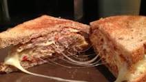 How to make a high protein omelette sandwich (w/ macros) How to make a high protein omelette sandwich (w/ macros)