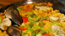 Paella Valenciana: A Traditional Valencian Paella Paella Valenciana: A Traditional Valencian Paella