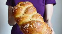 Easy Vegan Challah (Single Loaf Recipe) Easy Vegan Challah (Single Loaf Recipe)