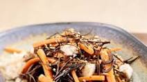 Sautéed Carrots with Seaweed, Ginger, and Tofu Sautéed Carrots with Seaweed, Ginger, and Tofu