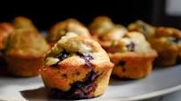 Simple Blueberry Muffins Simple Blueberry Muffins