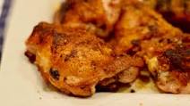 (Keto) Buttery Garlic Crispy Chicken Thighs (Keto) Buttery Garlic Crispy Chicken Thighs