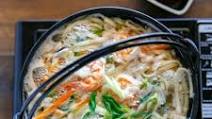 Kalguksu (Korean Knife Cut Noodle Soup) Kalguksu (Korean Knife Cut Noodle Soup)