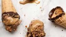 No Churn Mocha Ice Cream with Hazelnut Swirl No Churn Mocha Ice Cream with Hazelnut Swirl