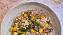 Turmeric Chickpeas with Garlic Tahini Turmeric Chickpeas with Garlic Tahini