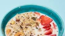Low-sugar granola Low-sugar granola