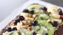 Raw Fruit Pizza (Easy and Healthy!) Raw Fruit Pizza (Easy and Healthy!)