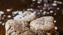 Homemade Dog Treats (6 Ingredients) Homemade Dog Treats (6 Ingredients)