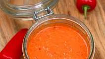 Simple Homemade Chili Sauce (Red Chilli Sauce) Simple Homemade Chili Sauce (Red Chilli Sauce)