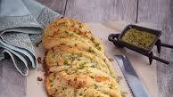 Cheesy Garlic Braid Bread Cheesy Garlic Braid Bread