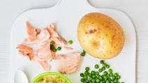 Weaning recipe: Salmon, pea & potato purée Weaning recipe: Salmon, pea & potato purée