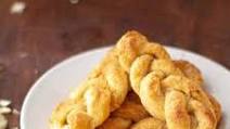 Braided Garlic Breadsticks Braided Garlic Breadsticks