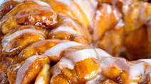 Cinnamon Roll Monkey Bread Cinnamon Roll Monkey Bread
