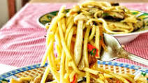 Spaghetti aglio e olio - easy Japanese-inspired fusion recipe Spaghetti aglio e olio - easy Japanese-inspired fusion recipe