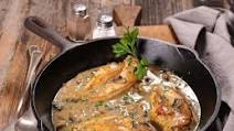 Budget-Friendly Braised Chicken Thighs with Mushrooms Budget-Friendly Braised Chicken Thighs with Mushrooms
