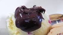 Vanilla Ice Cream - Creamy & Delicious Vanilla Ice Cream - Creamy & Delicious