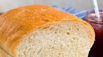 Homemade Bread (Homemade White Bread) Homemade Bread (Homemade White Bread)