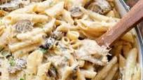 Creamy Mushroom Chicken Pasta (One Pot) Creamy Mushroom Chicken Pasta (One Pot)