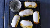 Classic Iced Buns Classic Iced Buns