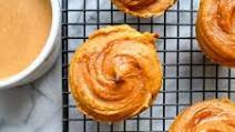 Mini Sweet Potato Pies (5 ingredients!) Mini Sweet Potato Pies (5 ingredients!)
