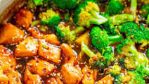 Skinny 15-Minute Sesame Chicken and Broccoli Skinny 15-Minute Sesame Chicken and Broccoli