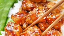 Healthy Sesame Chicken (Gluten Free + Paleo Friendly) Healthy Sesame Chicken (Gluten Free + Paleo Friendly)