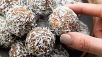 Coconut Date Balls Coconut Date Balls