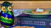 Easy Mini Treacle Tarts, a delightful British dessert Easy Mini Treacle Tarts, a delightful British dessert