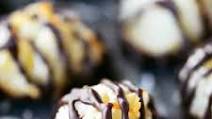 Easy Coconut Macaroons Easy Coconut Macaroons