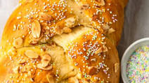 Easy Easter Bread Recipe (Orange Almond Sweet Bread) Easy Easter Bread Recipe (Orange Almond Sweet Bread)