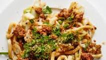Stir-Fried Udon Noodles With Pork and Scallions Stir-Fried Udon Noodles With Pork and Scallions