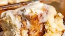 Homemade Cinnamon Rolls {Cinnabon Copycat} Homemade Cinnamon Rolls {Cinnabon Copycat}